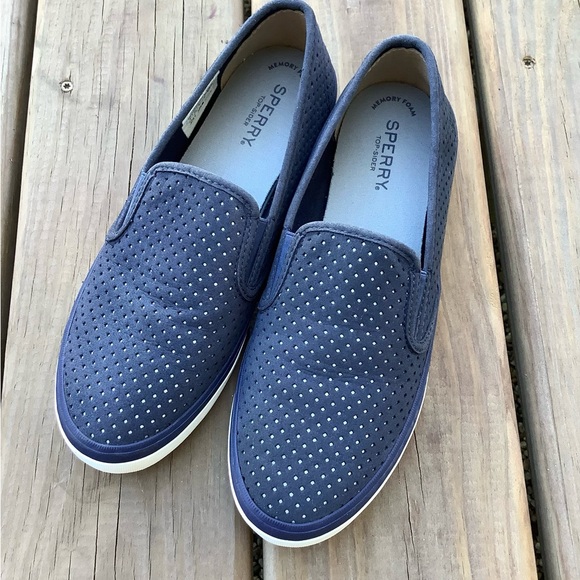 Women’s SPERRY loafers 💙💙 - Picture 7 of 9